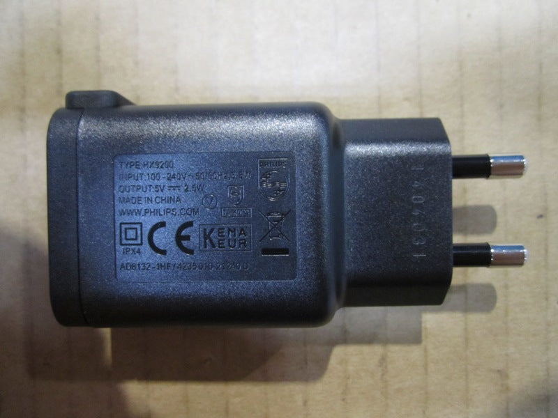 WALL ADAPTER  HONG KONG